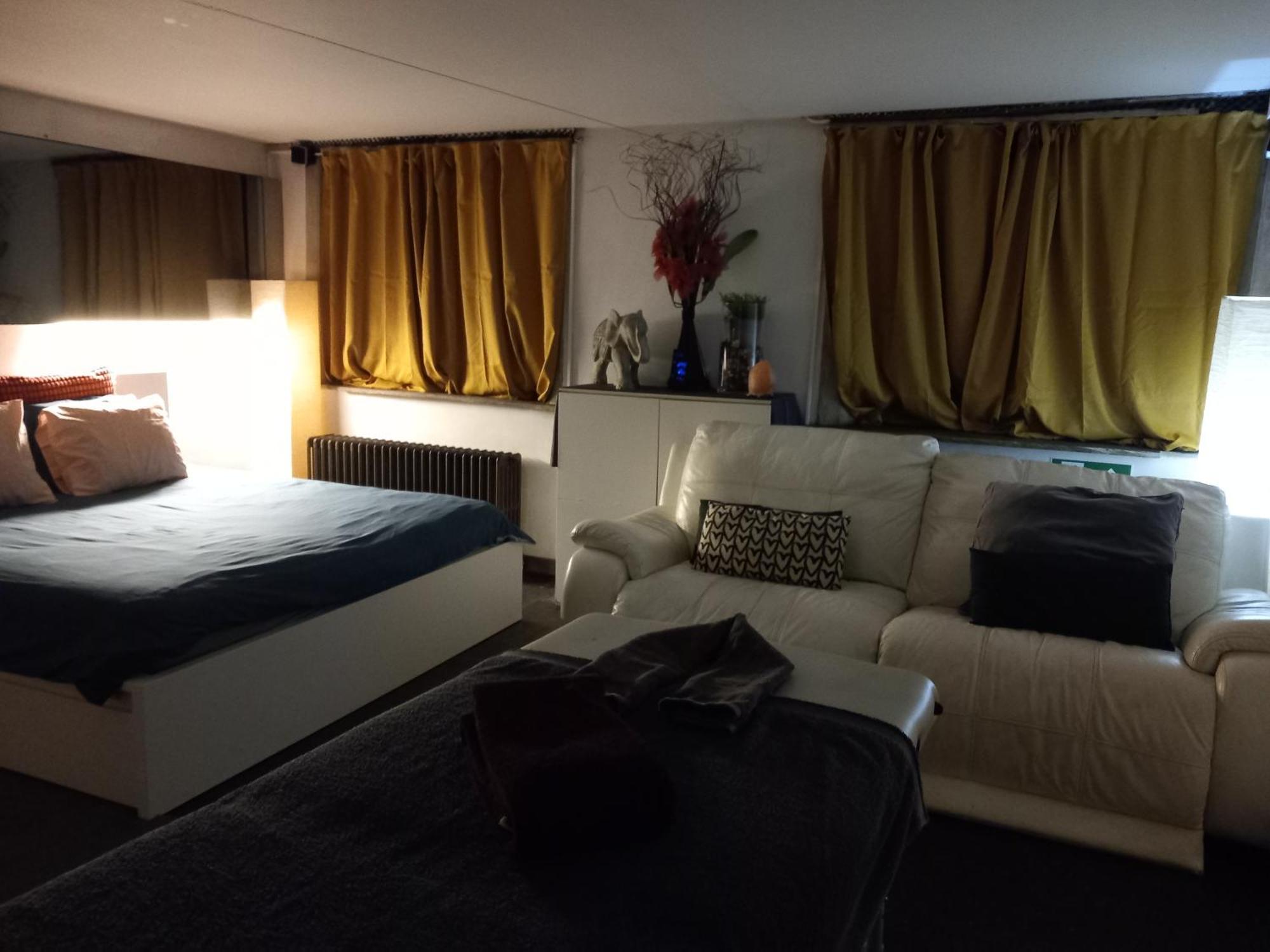 Nice And Cosy Place With Jacuzzi And Sauna To Relax In The Centre Of Antwerpen Exterior foto